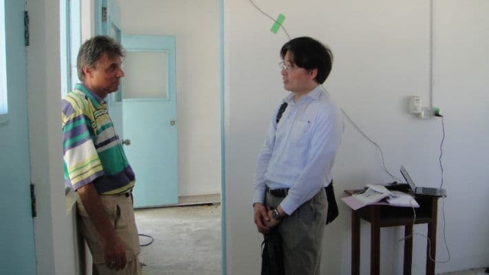 pic-20120415-solar-pv-experts-dhiffushi-09-711x400.jpg